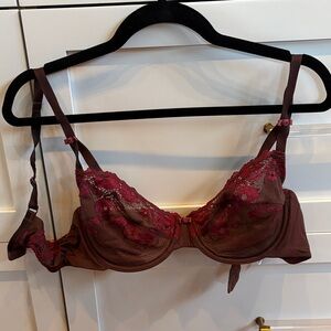 Wacoal Brown and Red Lace Bra